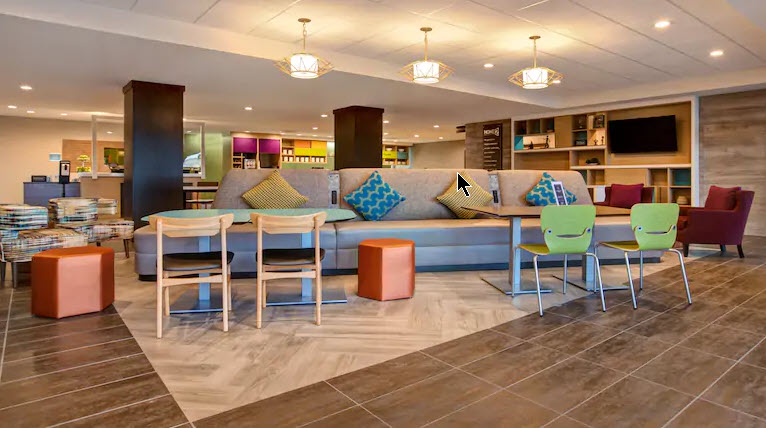 lounge.jpg